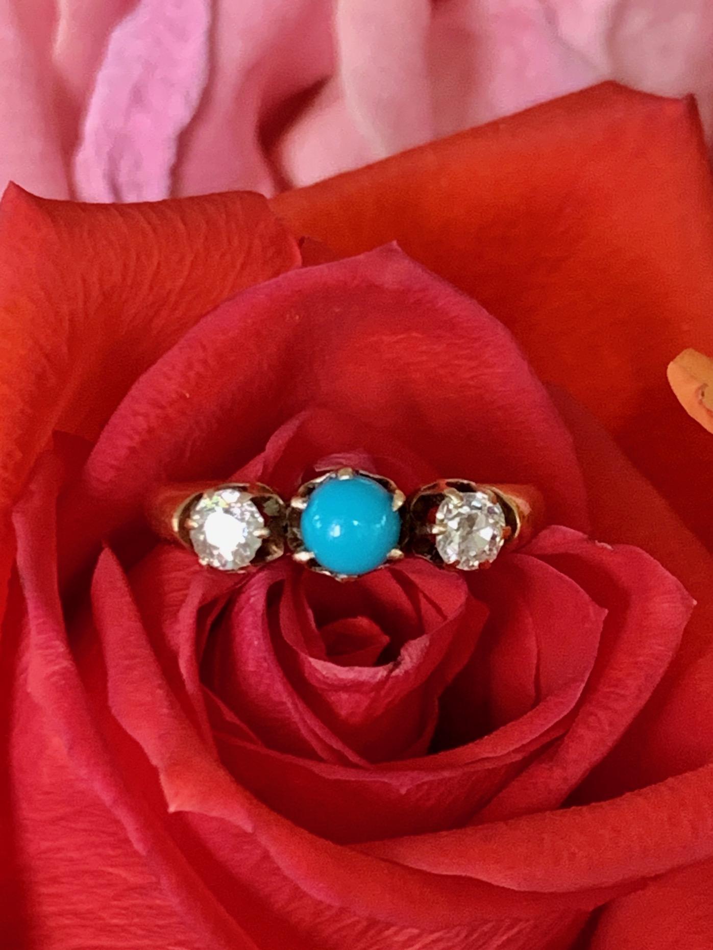 Victorian Diamond and Turquoise Prong-Set 14 Karat Yellow Gold Ring - Size 9 In Good Condition In St. Louis Park, MN