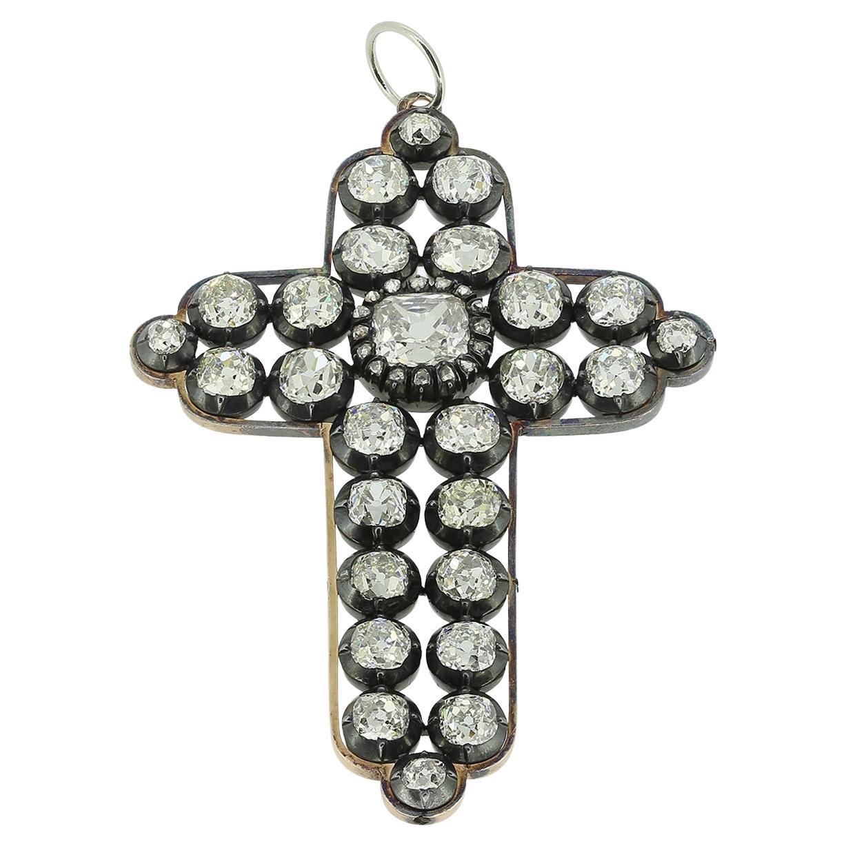 Ciondolo a croce vittoriano con diamante in vendita