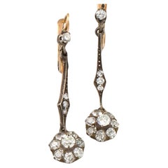 Boucles d'oreilles pendantes victoriennes à diamants A.I.C. (1890)