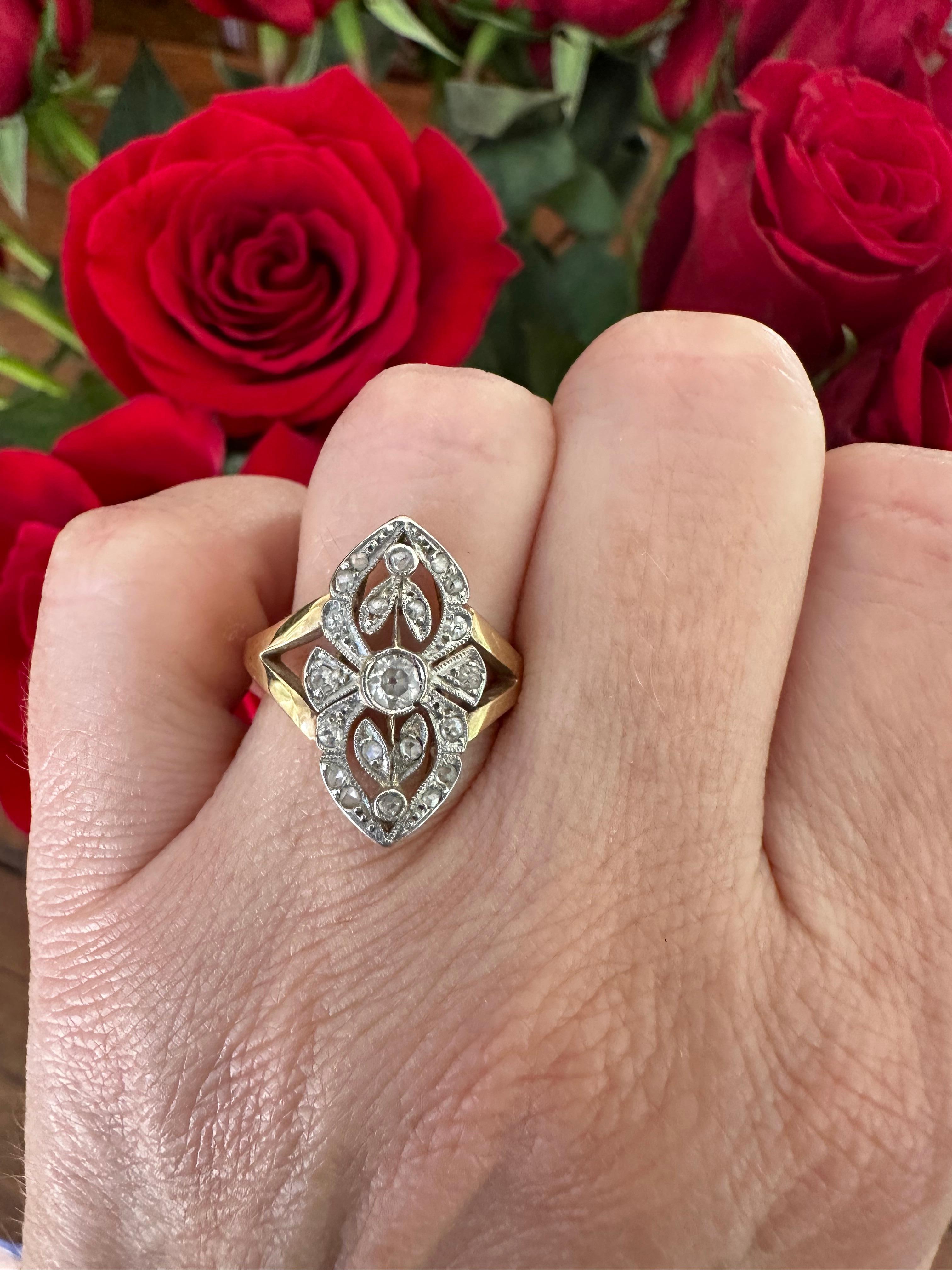 Anello vittoriano con diamante per la cena in vendita 1