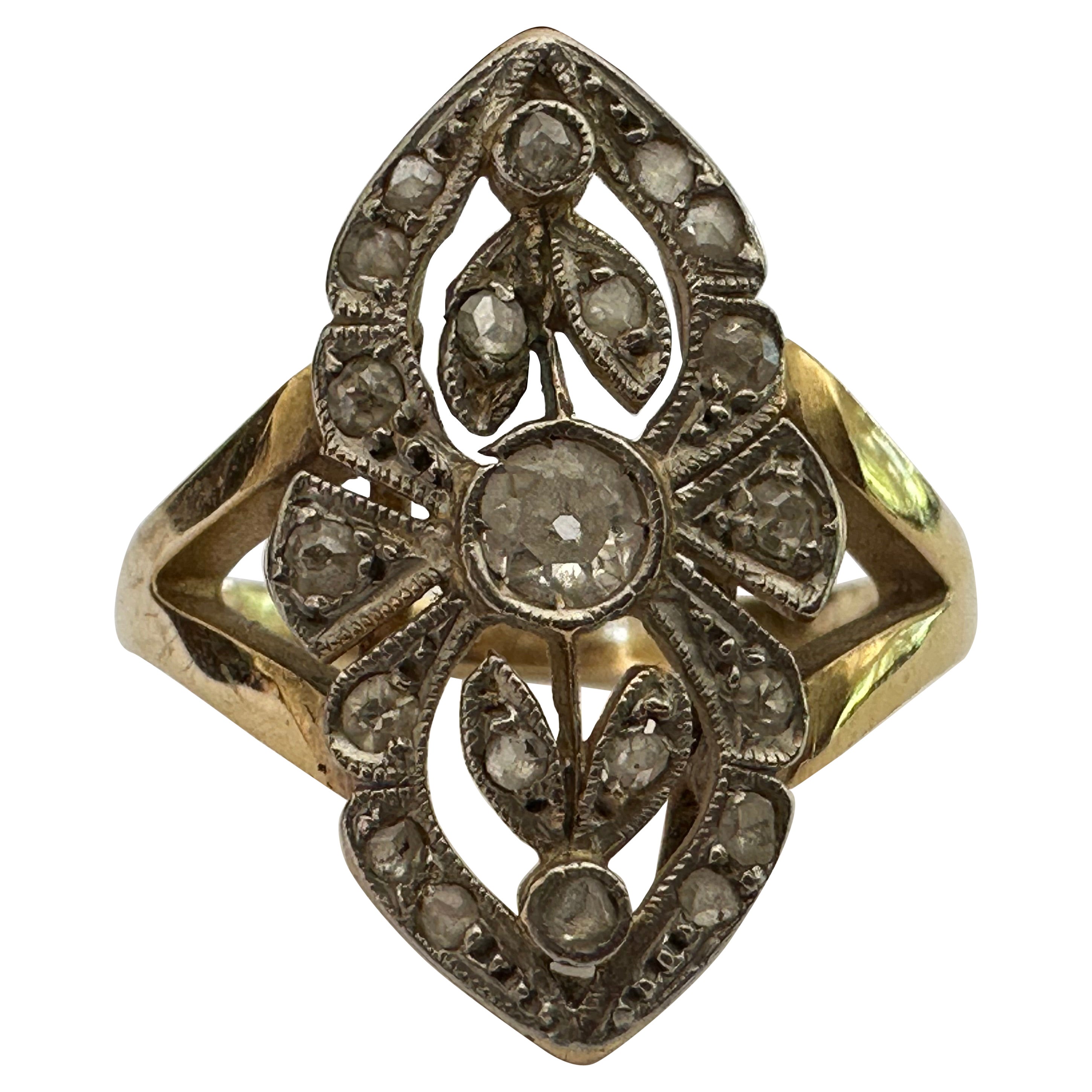 Anello vittoriano con diamante per la cena