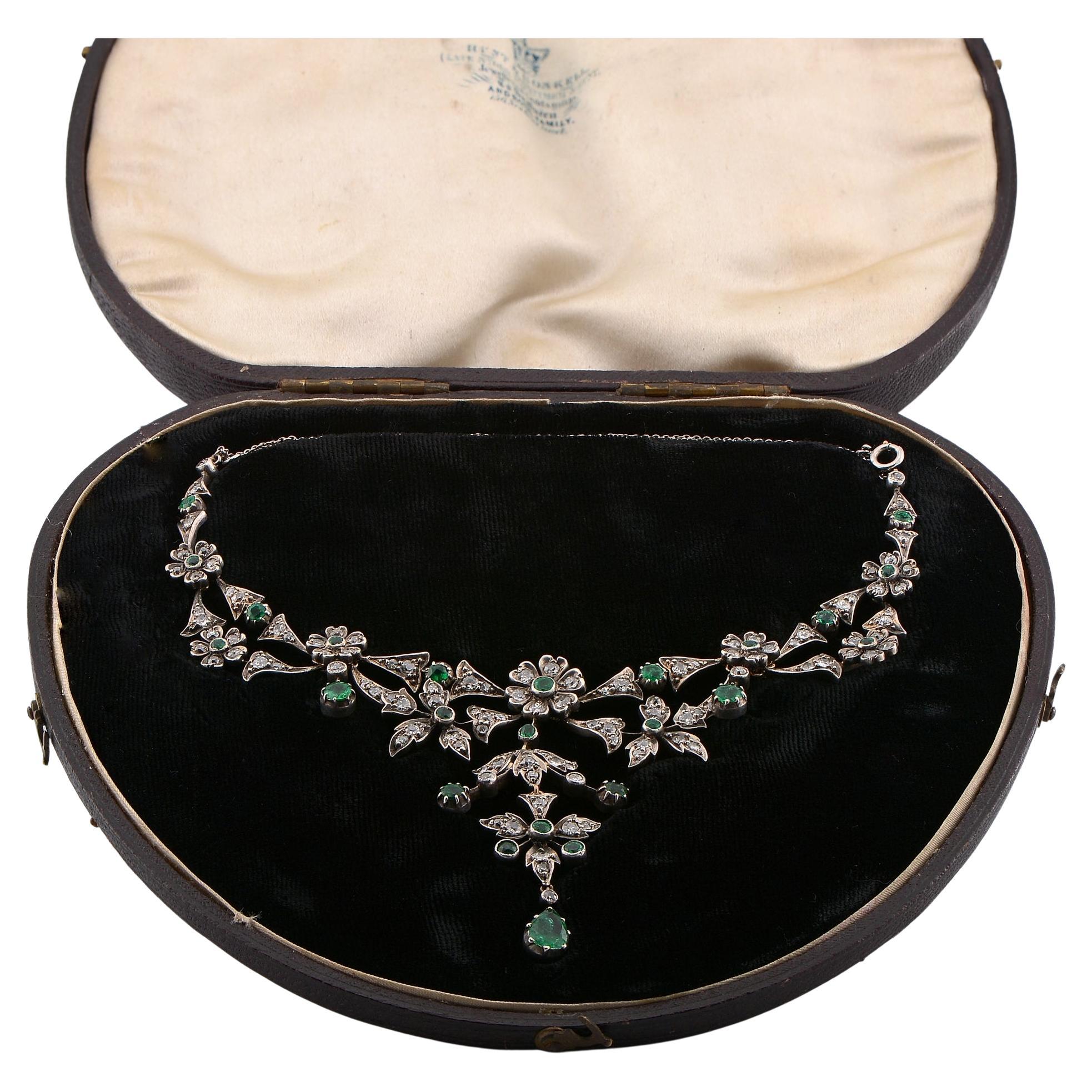 Viktorianische Diamant-Smaragd-Halskette aus 18 Karat Silber mit Schachtel im Angebot