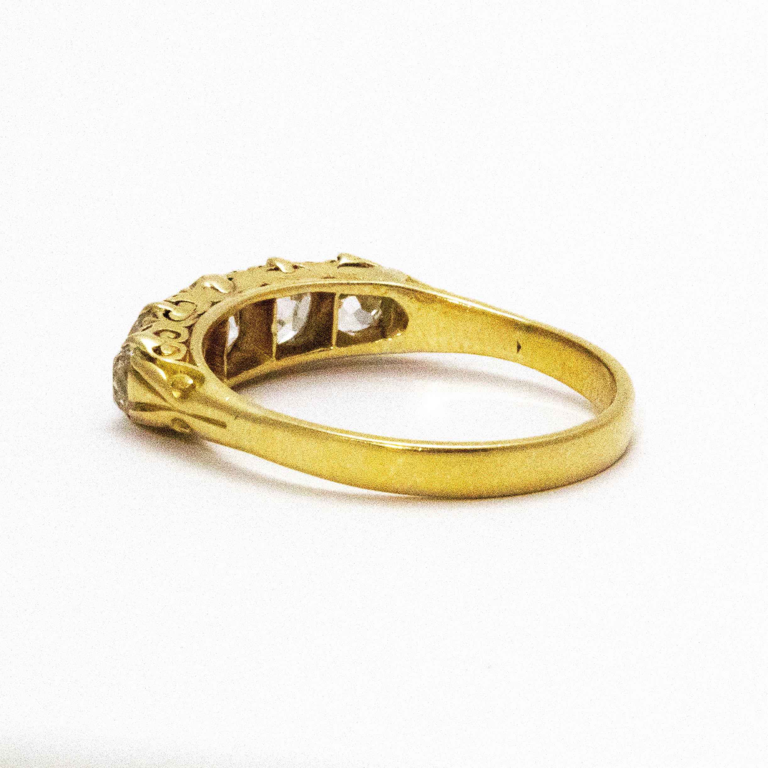 Victorian Diamond Five-Stone 18 Carat Gold Ring In Good Condition In Chipping Campden, GB