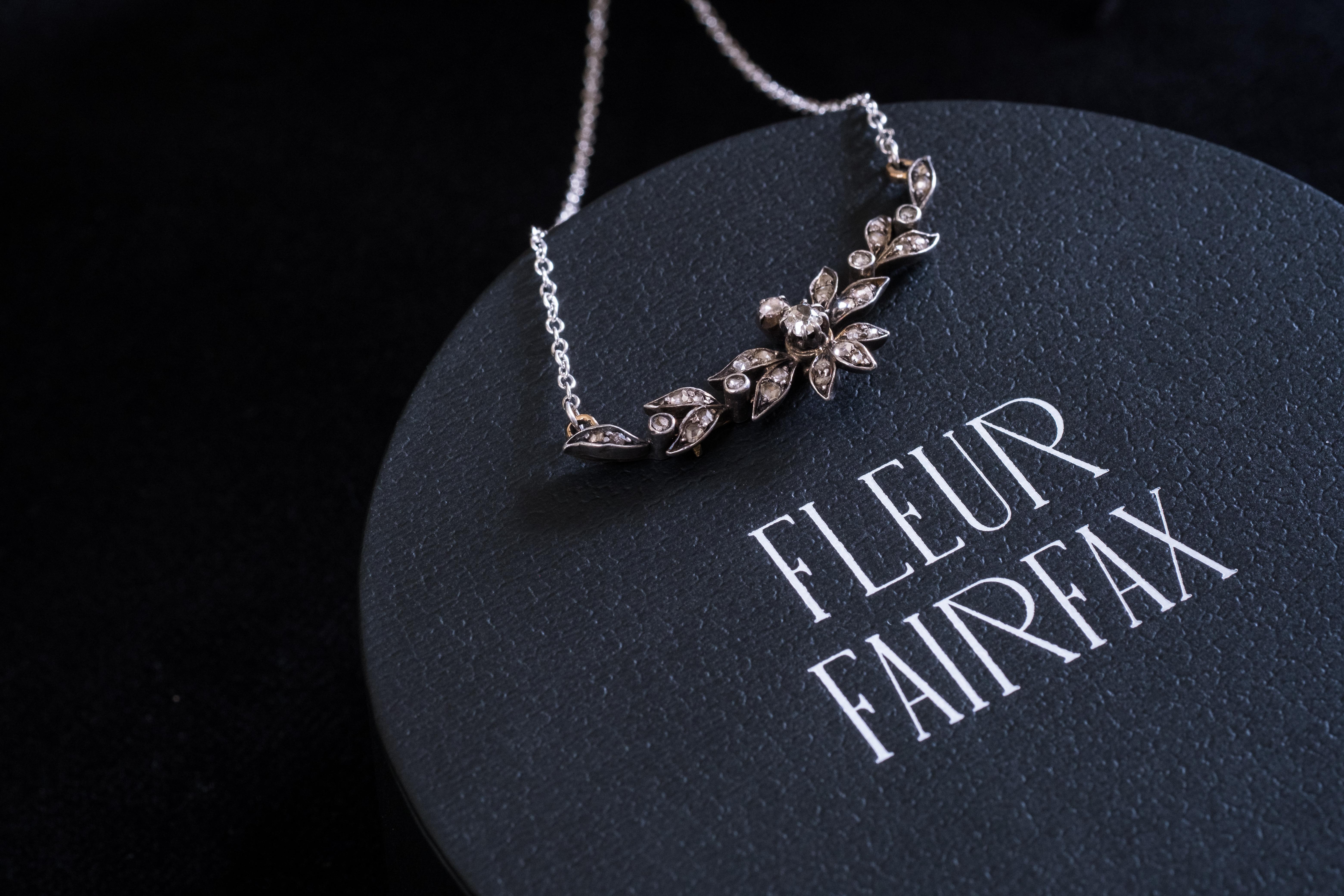 Victorien tardif Collier floral victorien en diamants  en vente