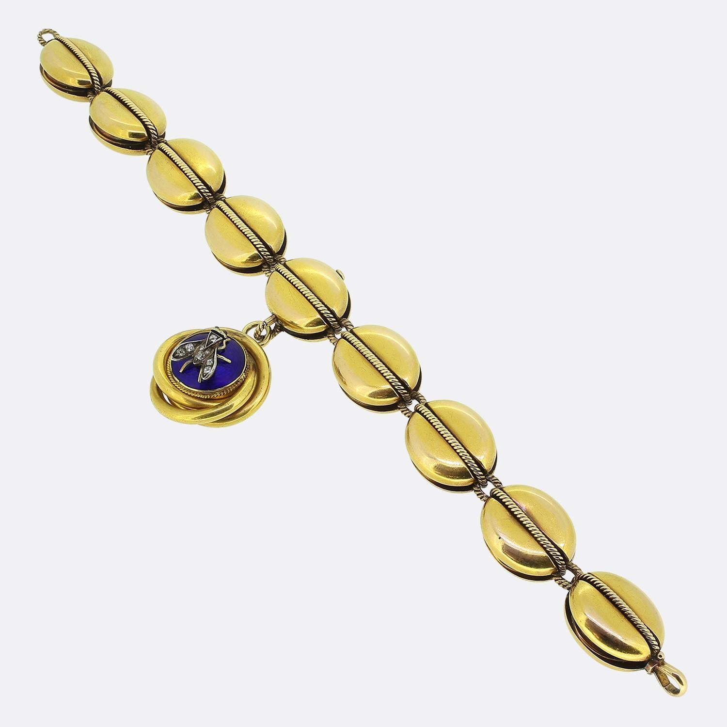 Bracciale vittoriano con medaglione di diamanti In condizioni buone in vendita a London, GB