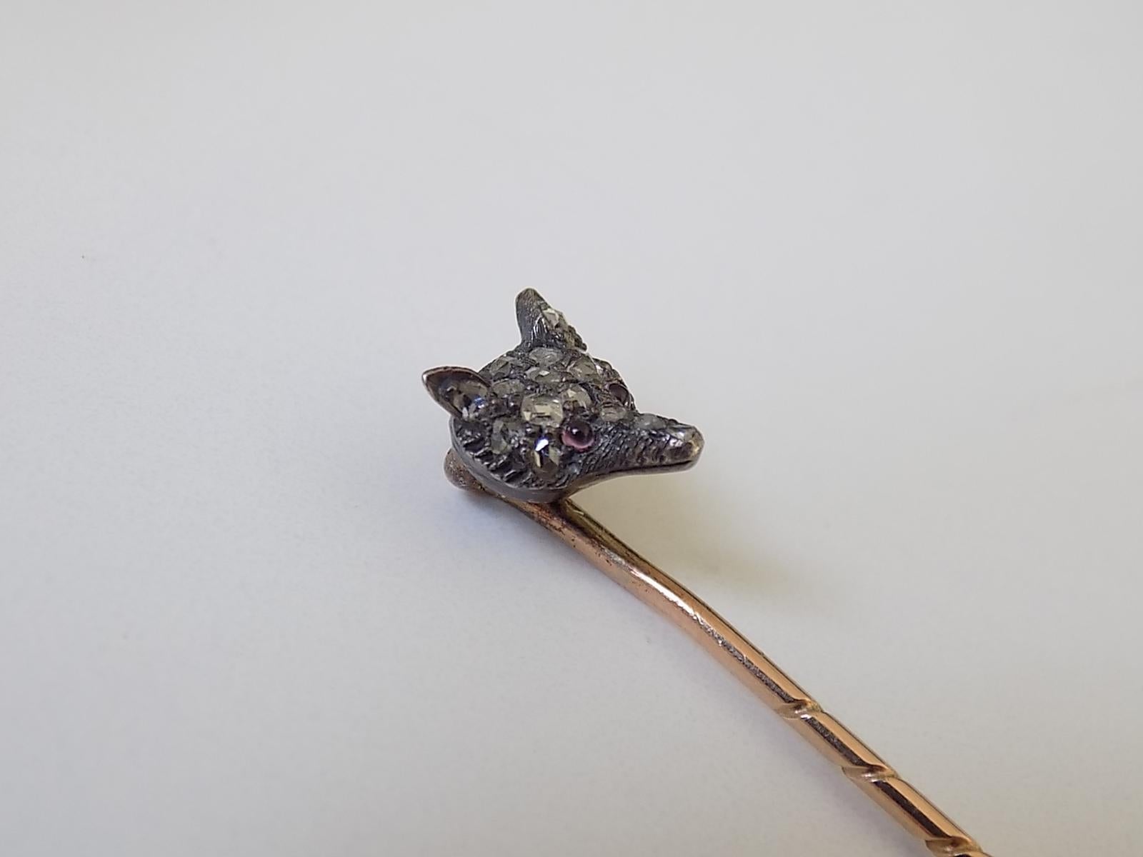 Victorian Diamond Fox Head Mask Stick Pin In Good Condition In Boston, Lincolnshire