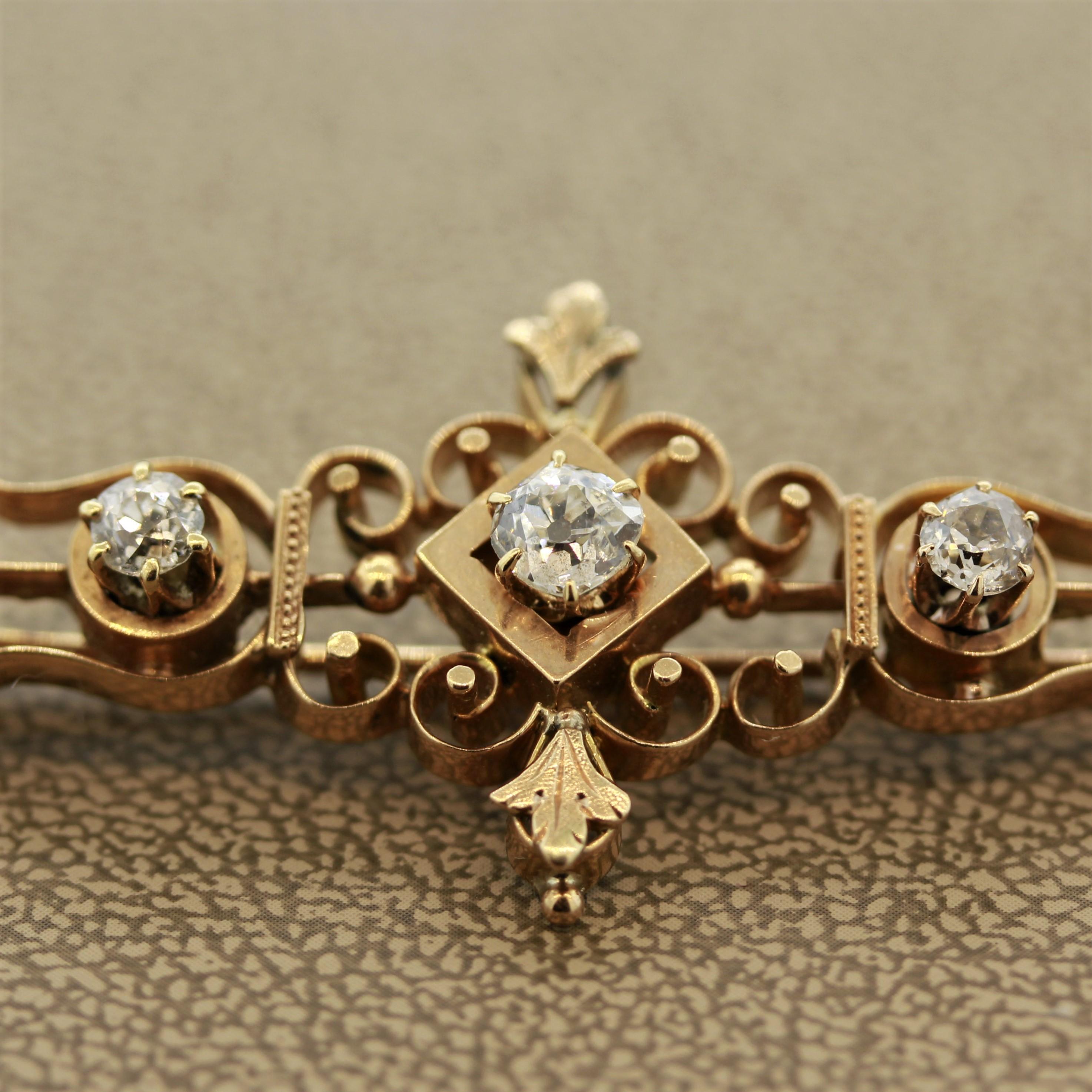 Round Cut Victorian Diamond Gold Pin Brooch For Sale