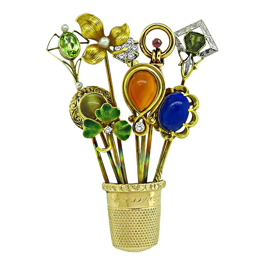 Anstecknadel, viktorianisch, Diamant, mehrfarbiger Edelstein, Emaille, Gold, bauchiges Korb im Angebot