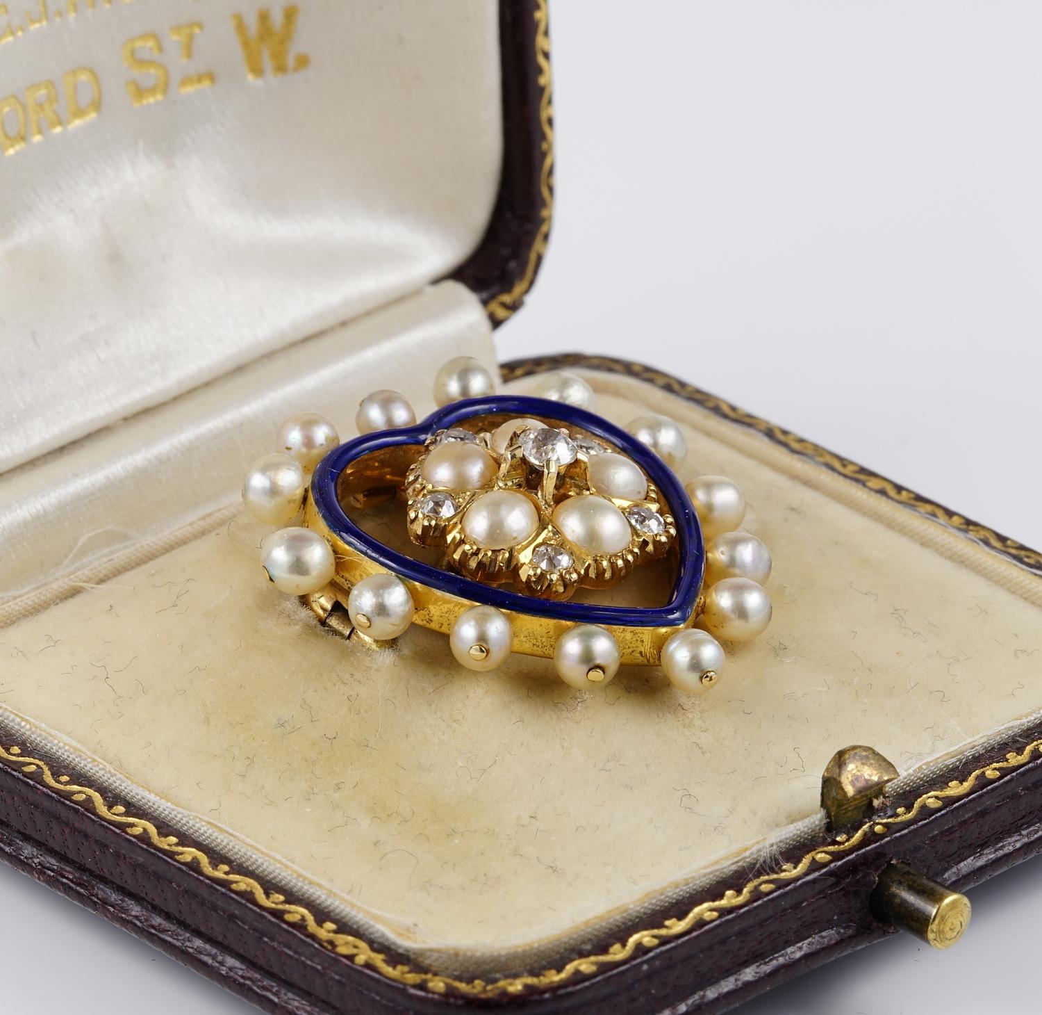 Victorian Diamond Natural Pearl Royal Blue 18 KT Heart Brooch/Pendant In Good Condition For Sale In Napoli, IT