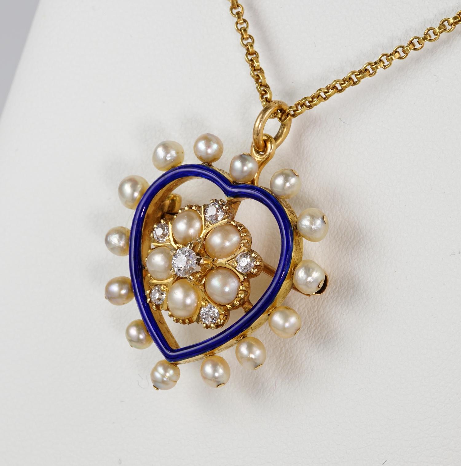 Broche/pendentif victorien en forme de cœur en perle naturelle bleu royal 18 carats avec diamants Unisexe en vente