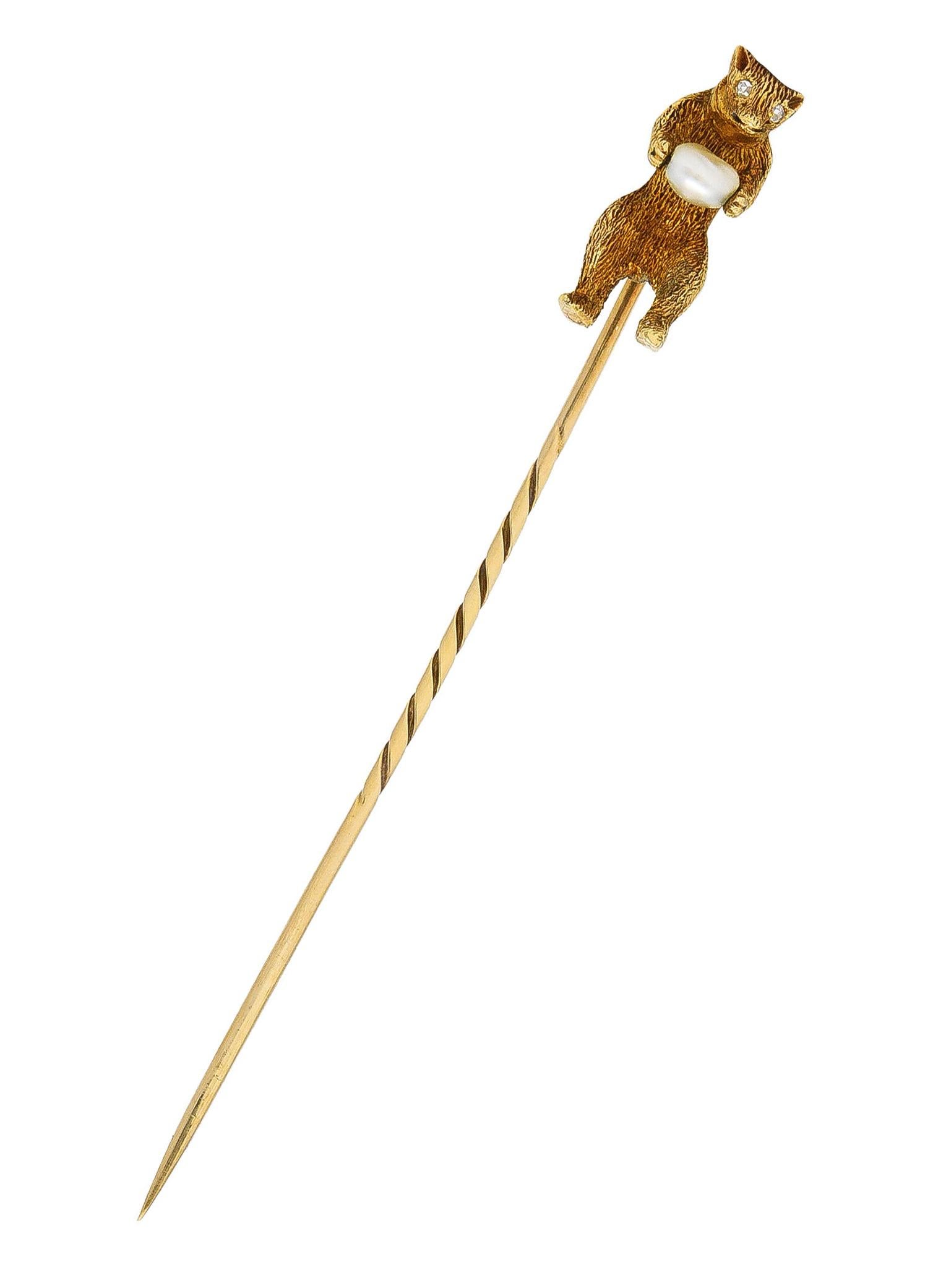 Victorien Épingle à cravate victorienne ancienne en or jaune 14 carats avec diamants et perle en forme d'ours de cirque en vente
