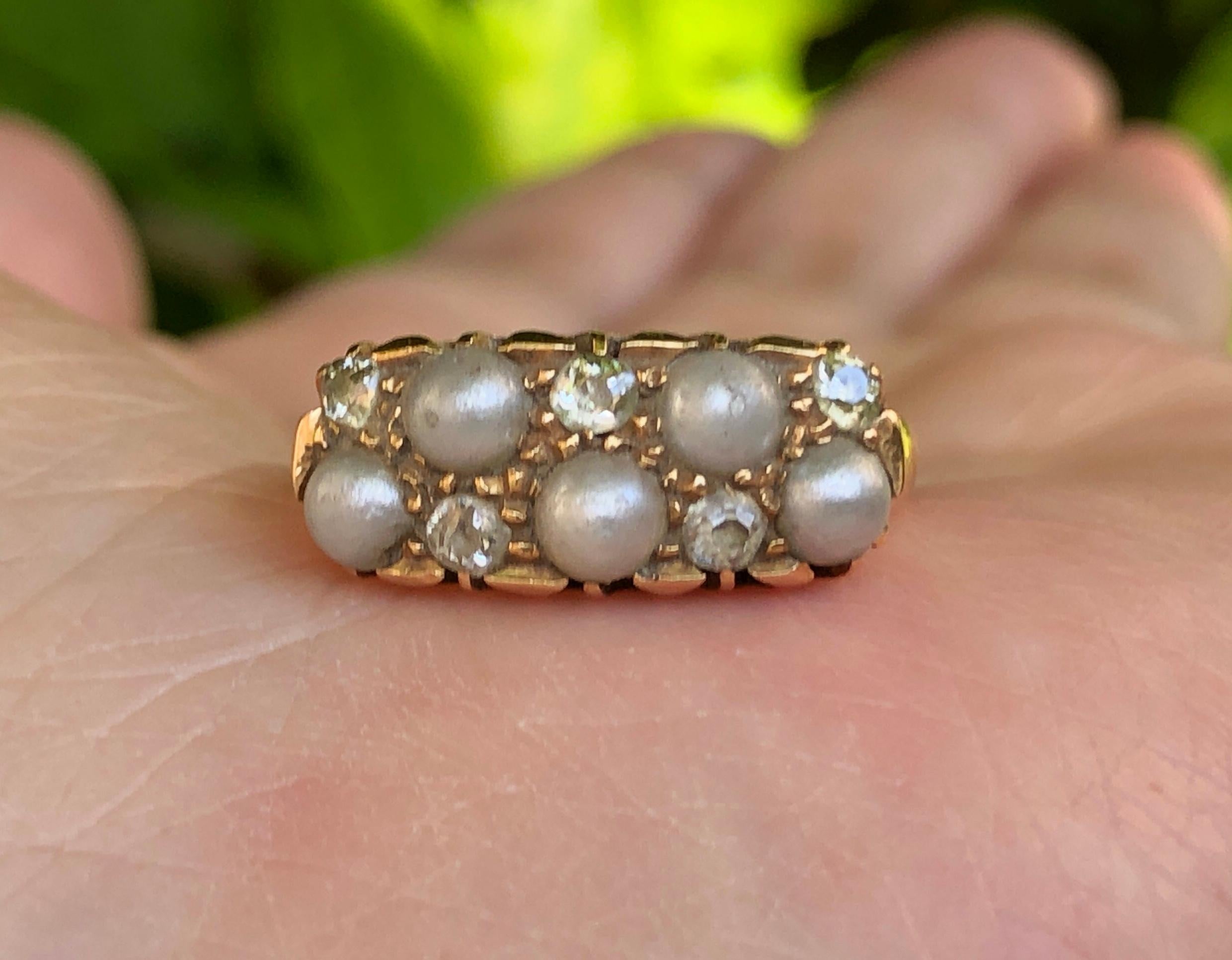Victorian Diamond and Pearl Antique Ring In Good Condition In Banbury, GB