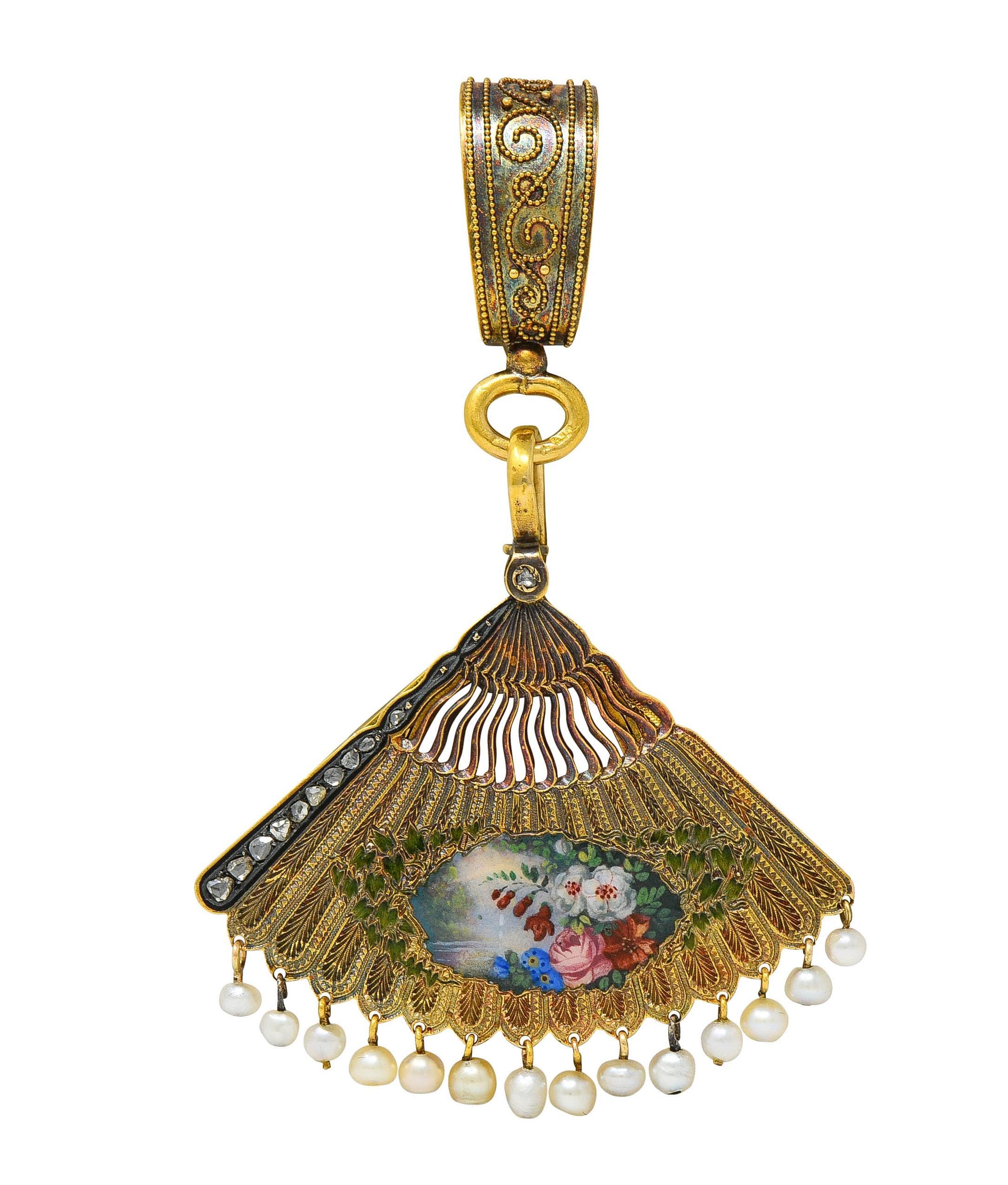 Victorien Broche médaillon victorienne ancienne éventail de chiens en or 18 carats avec diamants, perles et émail en vente