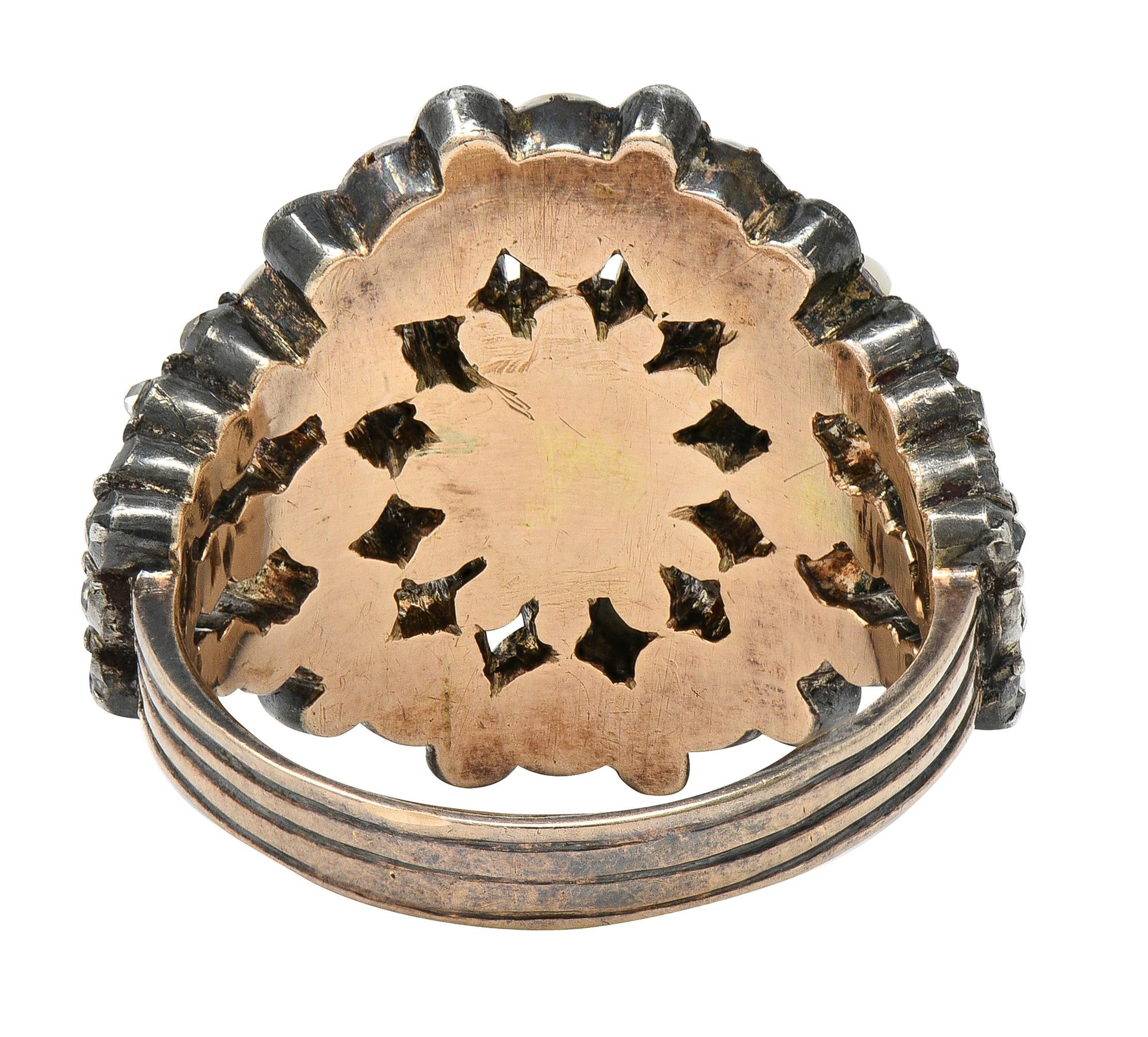Taglio rotondo Anello vittoriano con diamante e perla in argento sterling e oro 12 carati a scoppio radiale antico in vendita