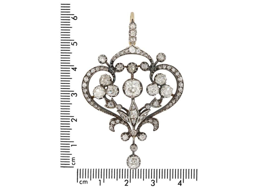 Women's Victorian diamond pendant/brooch, circa 1880.  For Sale