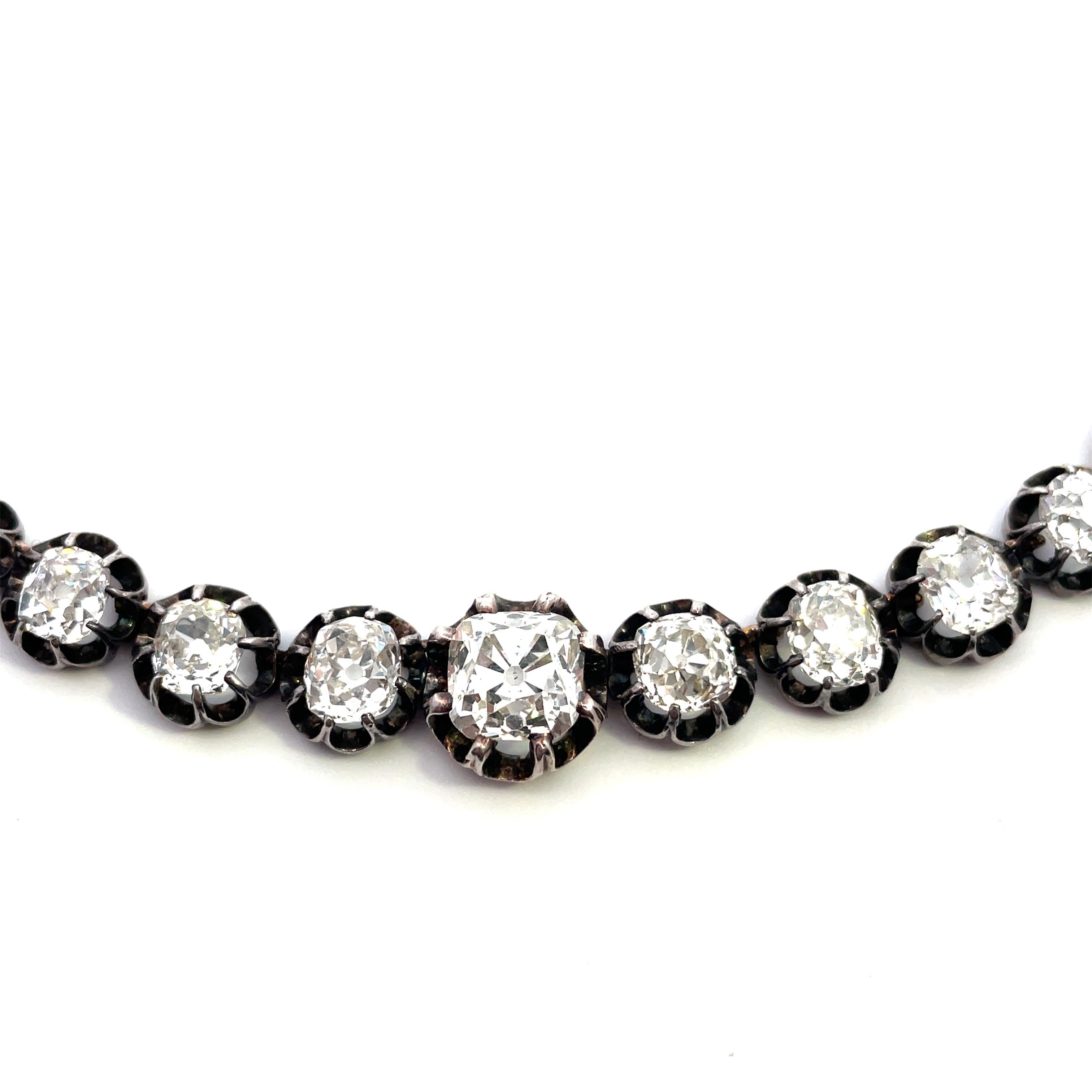 Viktorianischer Diamant Riviere  Antike Diamanten Cushion Cuts 27 Karat (Kissenschliff) im Angebot