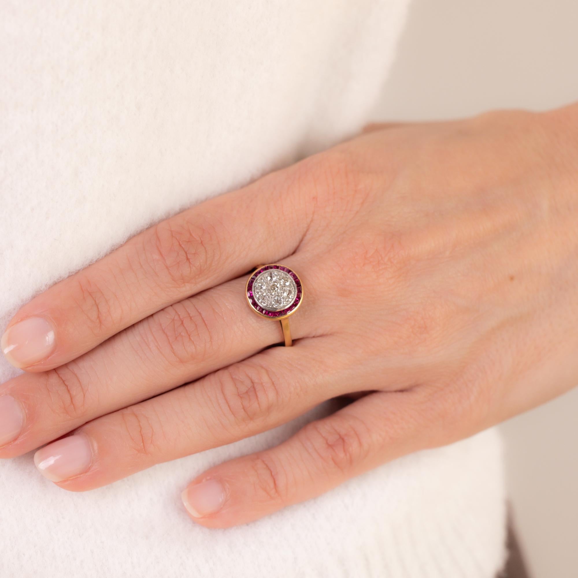 Taille vieille Europe Bague cible victorienne en or jaune 18k diamant rubis