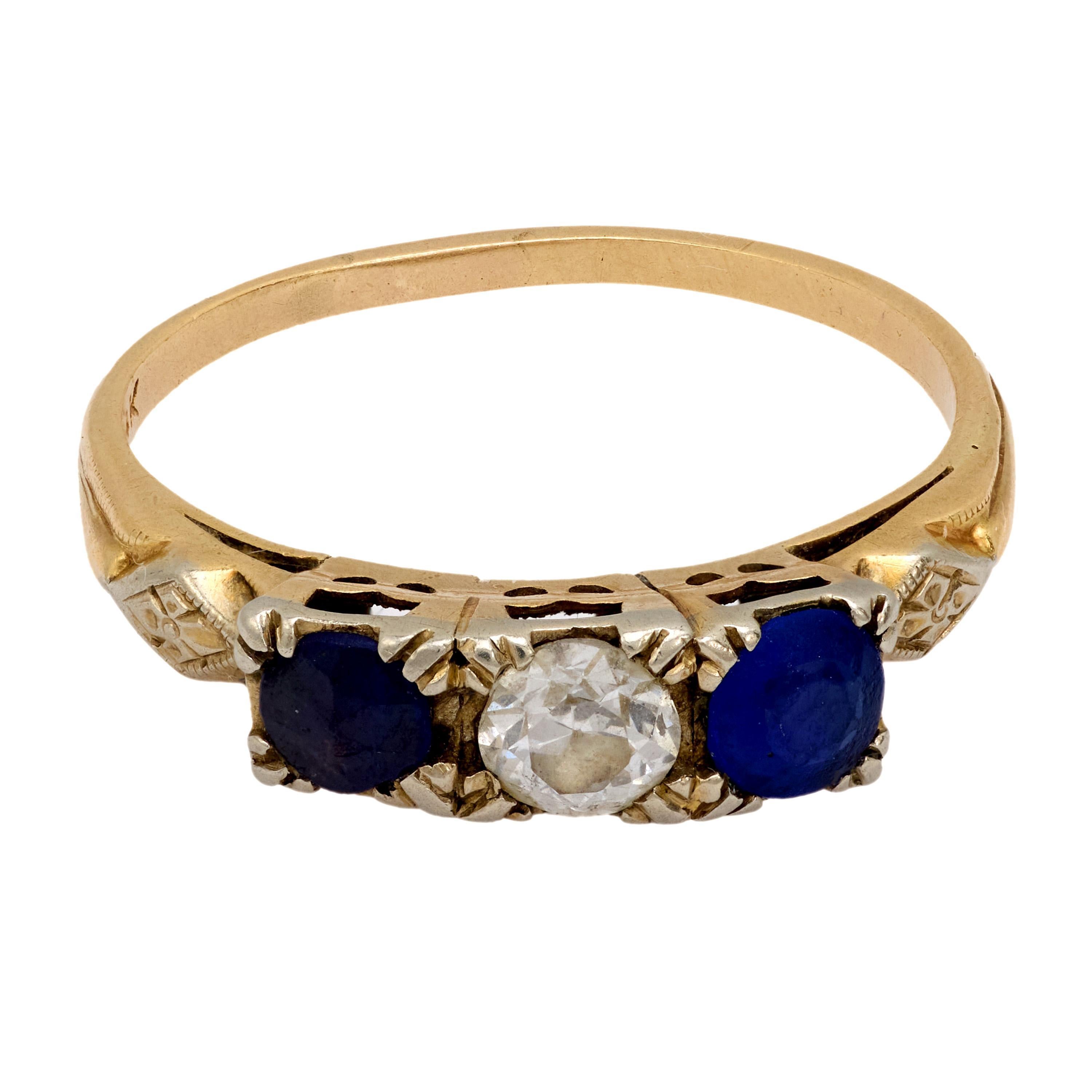 Old European Cut Victorian diamond sapphire 14k yellow gold 3 stone ring For Sale