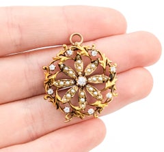 Spilla/pendente vittoriano con diamanti e perle di seme in oro giallo 14 carati