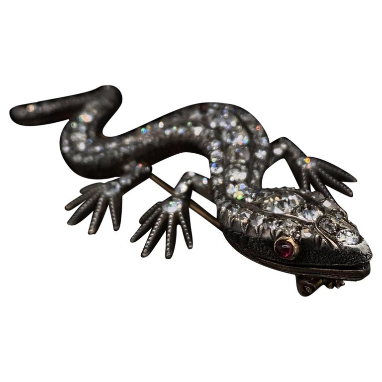 Victorian Diamond Set Lizard Brooch Yellow Gold For Sale at 1stDibs