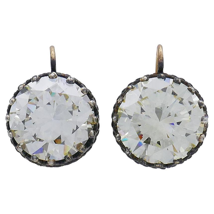 Elegant Drop Earrings With Color Gradation and Swarovski 