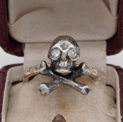 Victorian Diamond Skull Crossed Bones Silver 18 Karat Gold Rare Ring