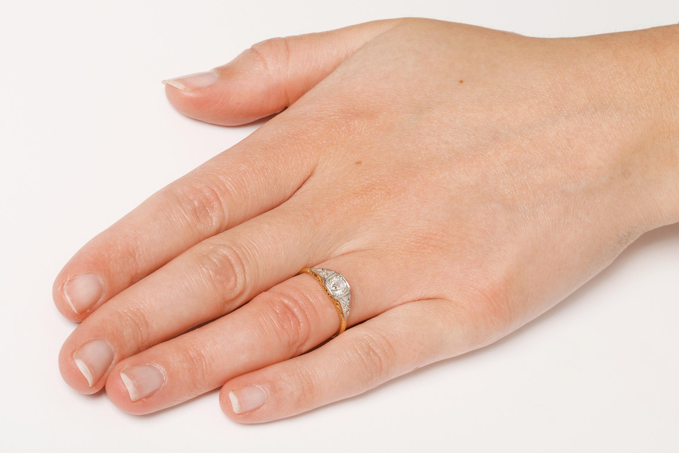 Viktorianischer Diamant-Solitär-Verlobungsring, um 1900 für Damen oder Herren im Angebot