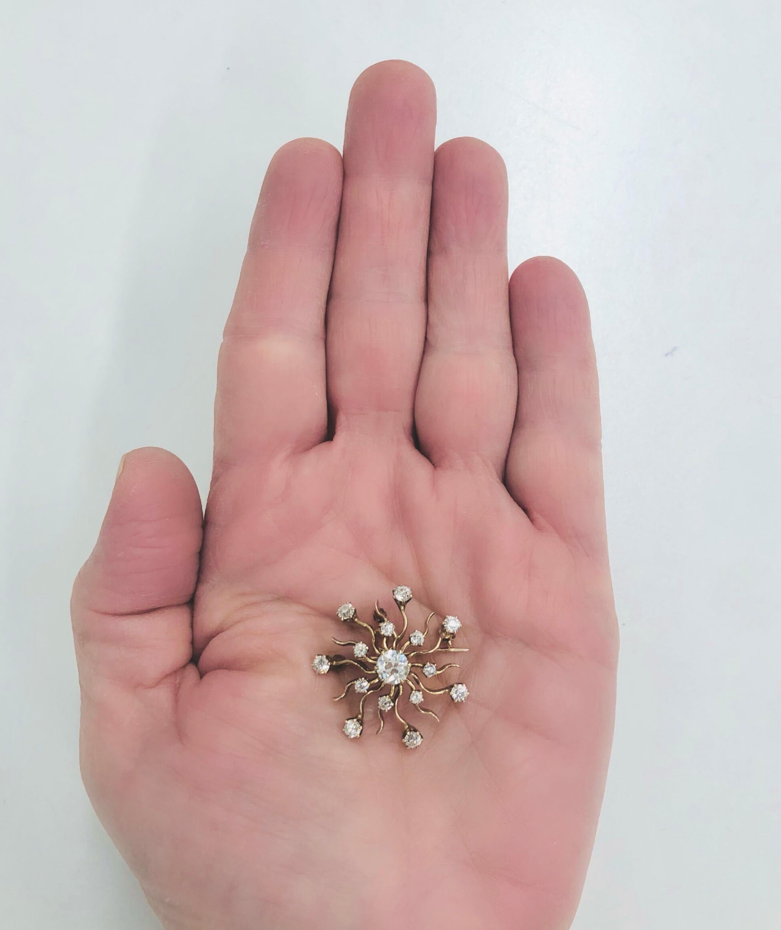 Victorian Diamond Starburst Pendant/Brooch Set in 14 Karat Gold For Sale 2