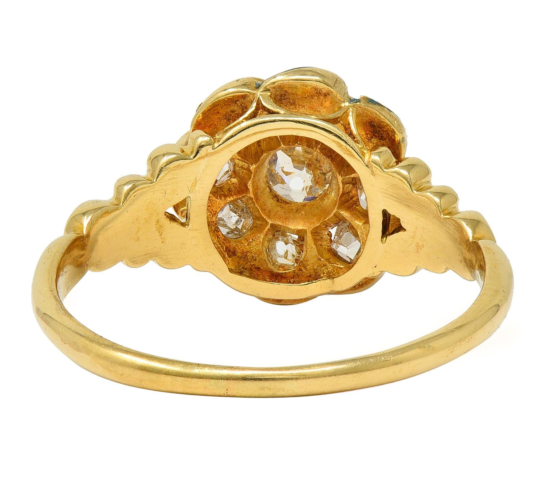 Taglio vecchia miniera Anello vittoriano con diamante e smalto verde acqua in oro 18 carati, anello a grappolo floreale vorticoso in vendita
