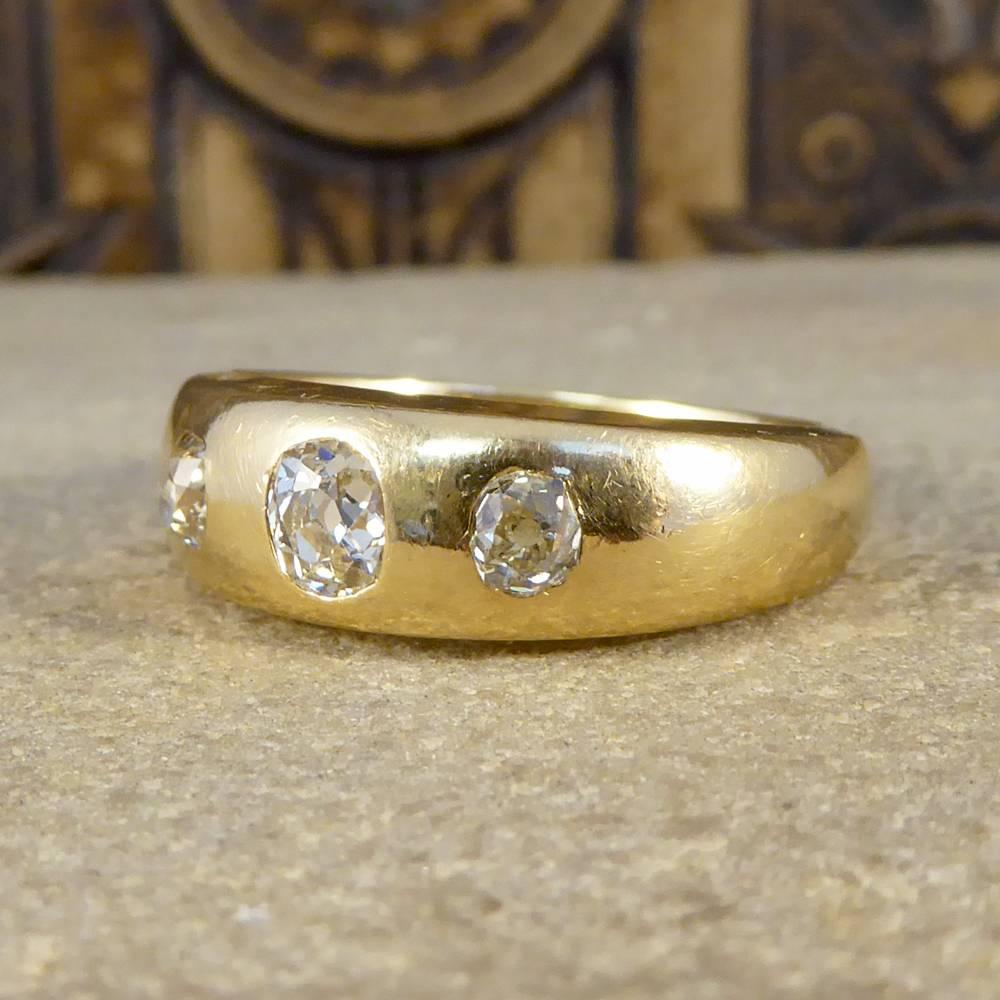 Women's or Men's Victorian Diamond Three-Stone Gypsy Set 18 Carat Gold Ring