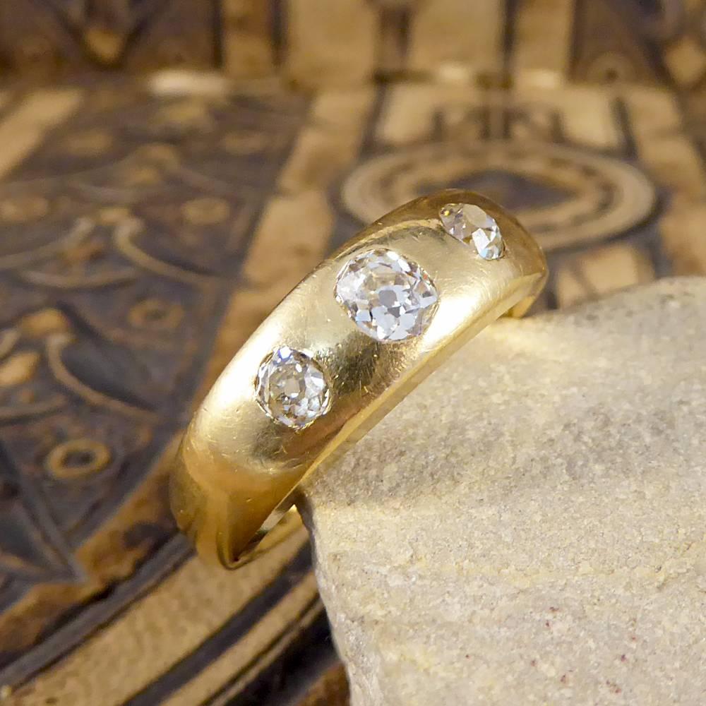 Women's or Men's Victorian Diamond Three-Stone Gypsy Set 18 Carat Gold Ring