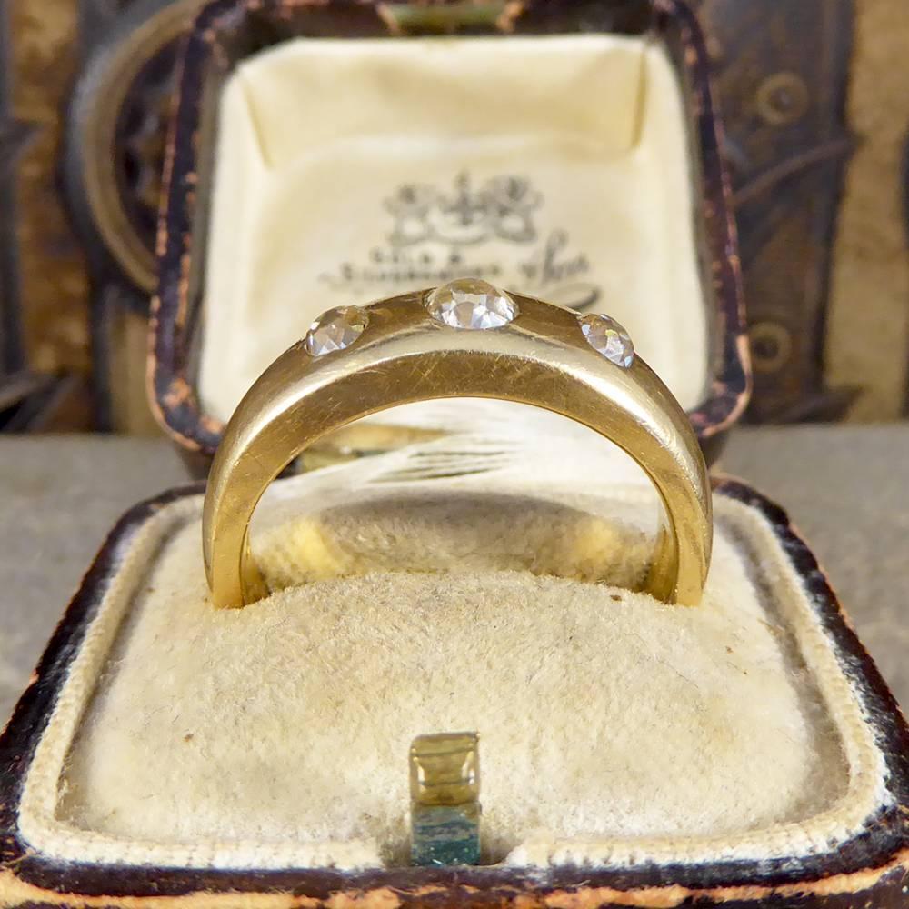 Victorian Diamond Three-Stone Gypsy Set 18 Carat Gold Ring 1