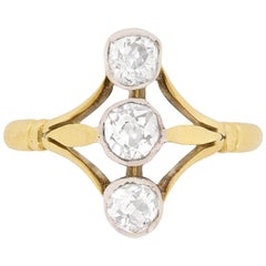 Victorian Diamond Vertical Three-Stone Diamond Ring, circa 1900s