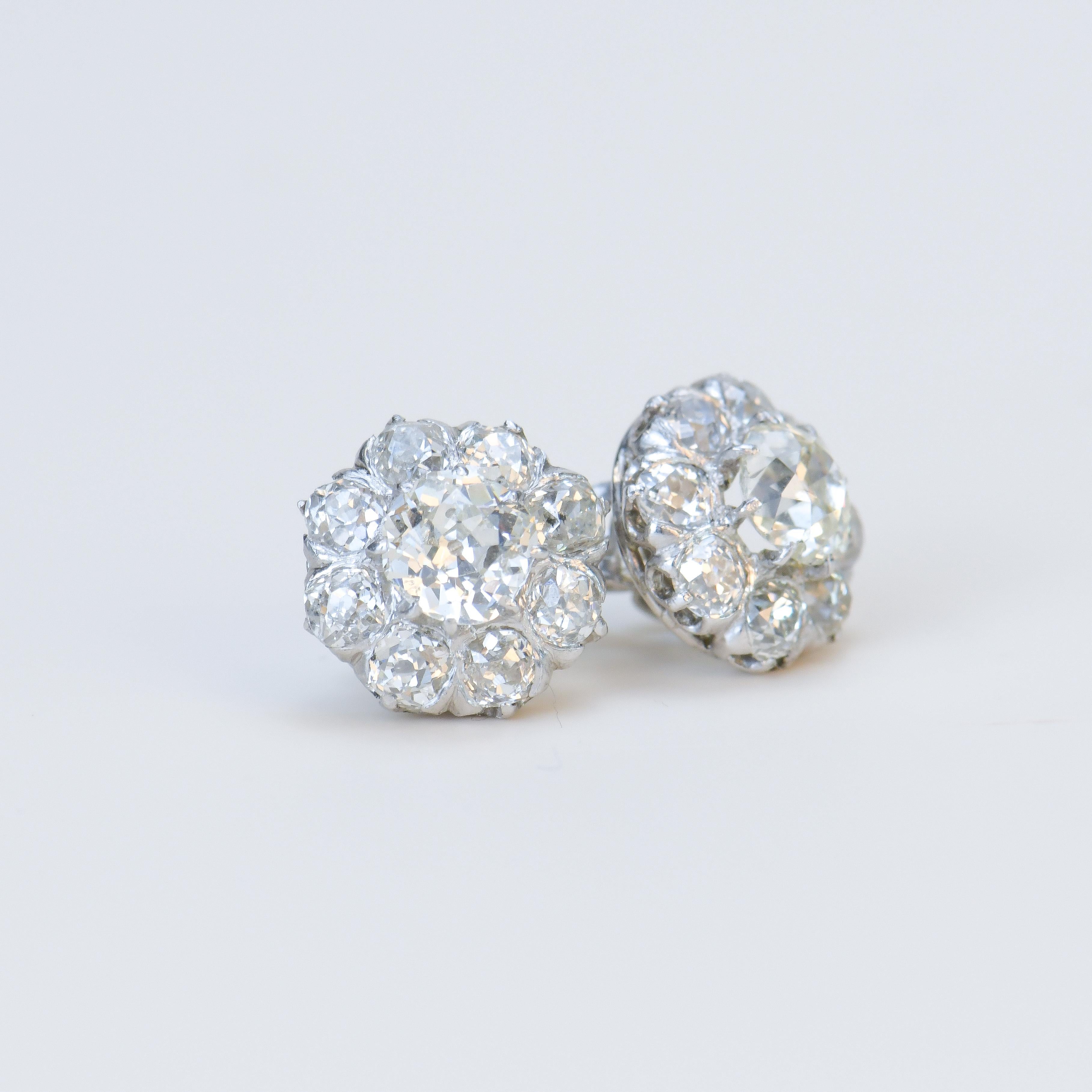 Victorianische Diamanten Platin-Ohrstecker (Viktorianisch) im Angebot