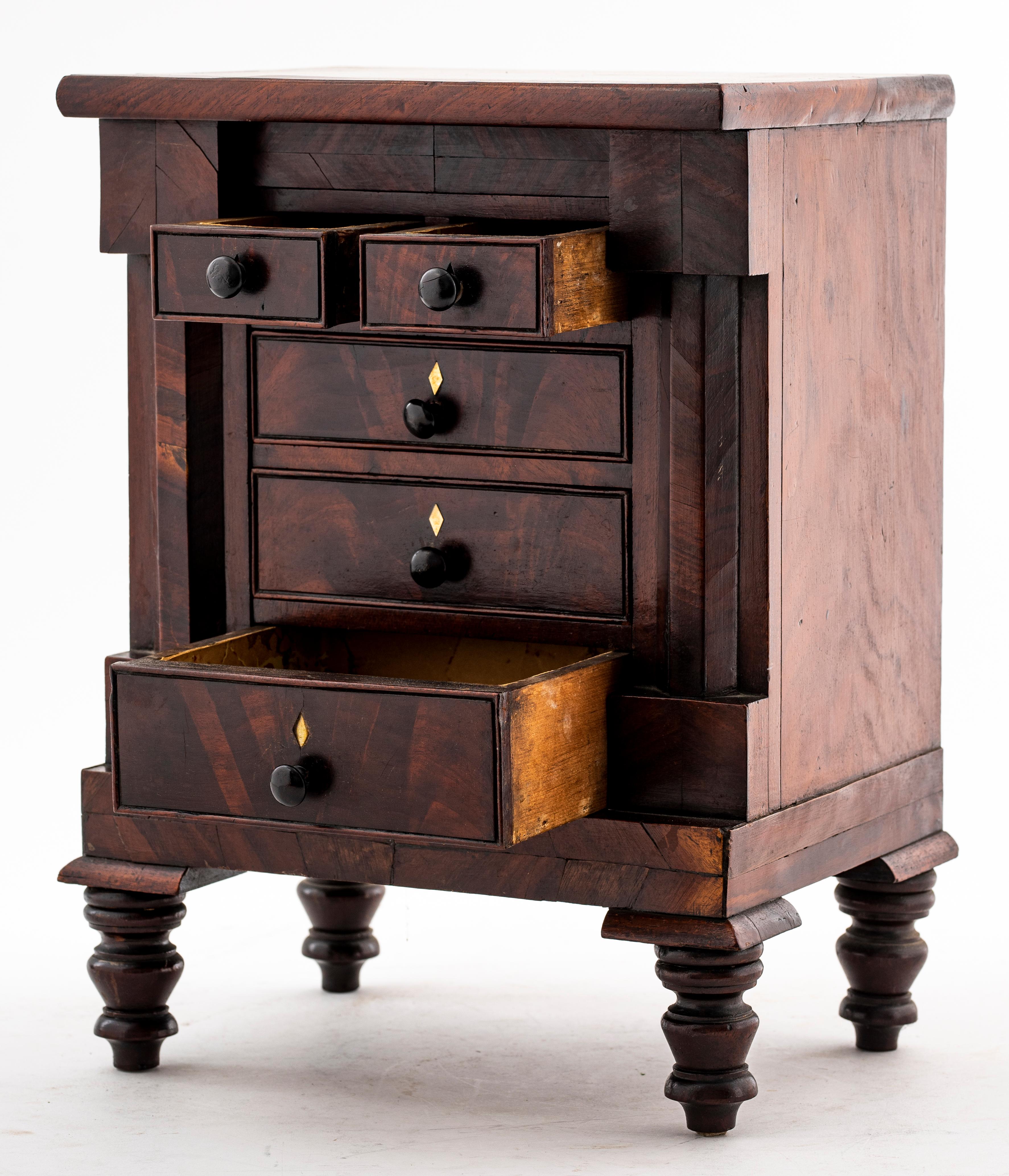 European Victorian Diminutive Chest of Drawers For Sale