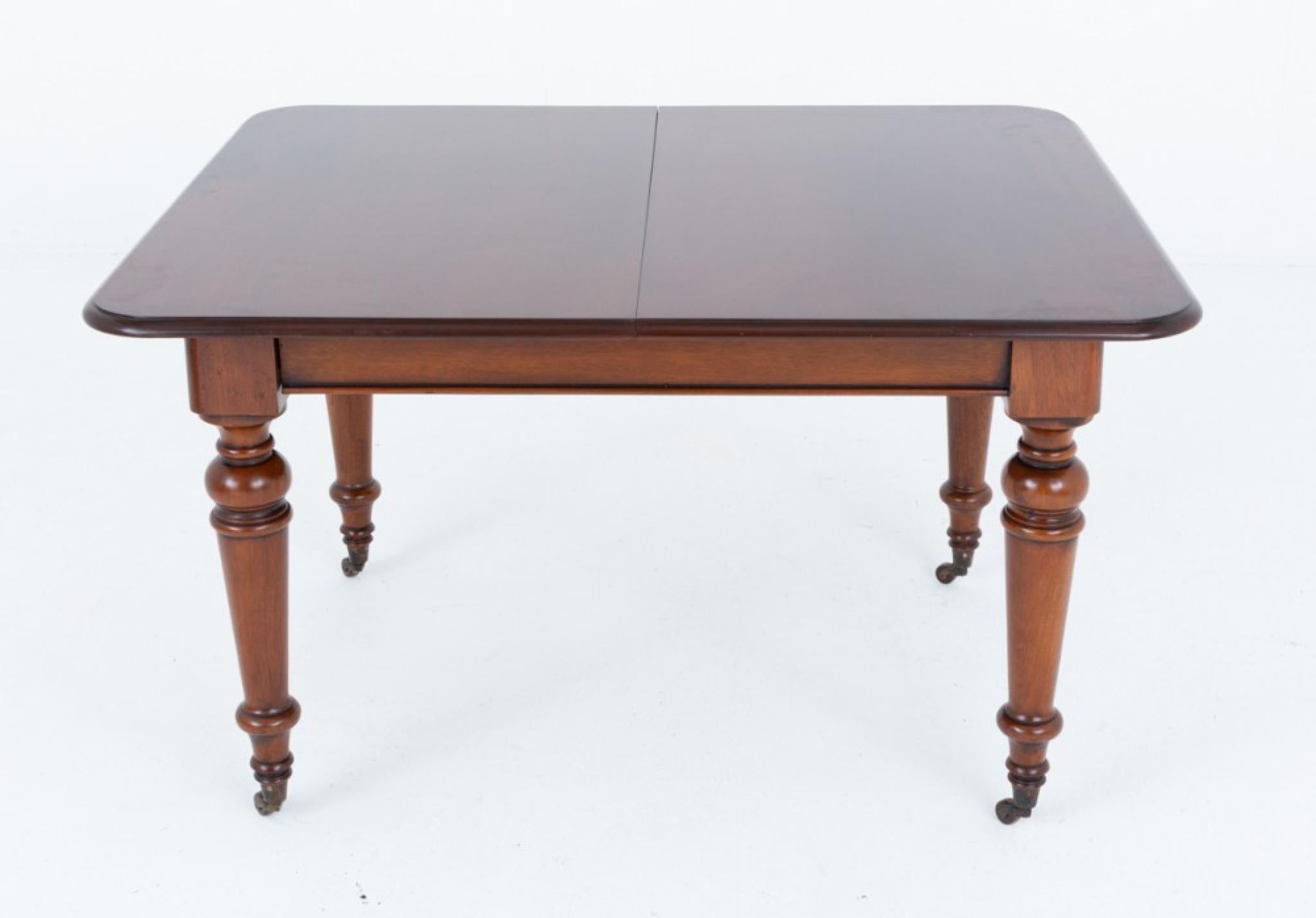 Mesa de Comedor Victoriana Caoba Extensible 10 Plazas 1880 en venta 2