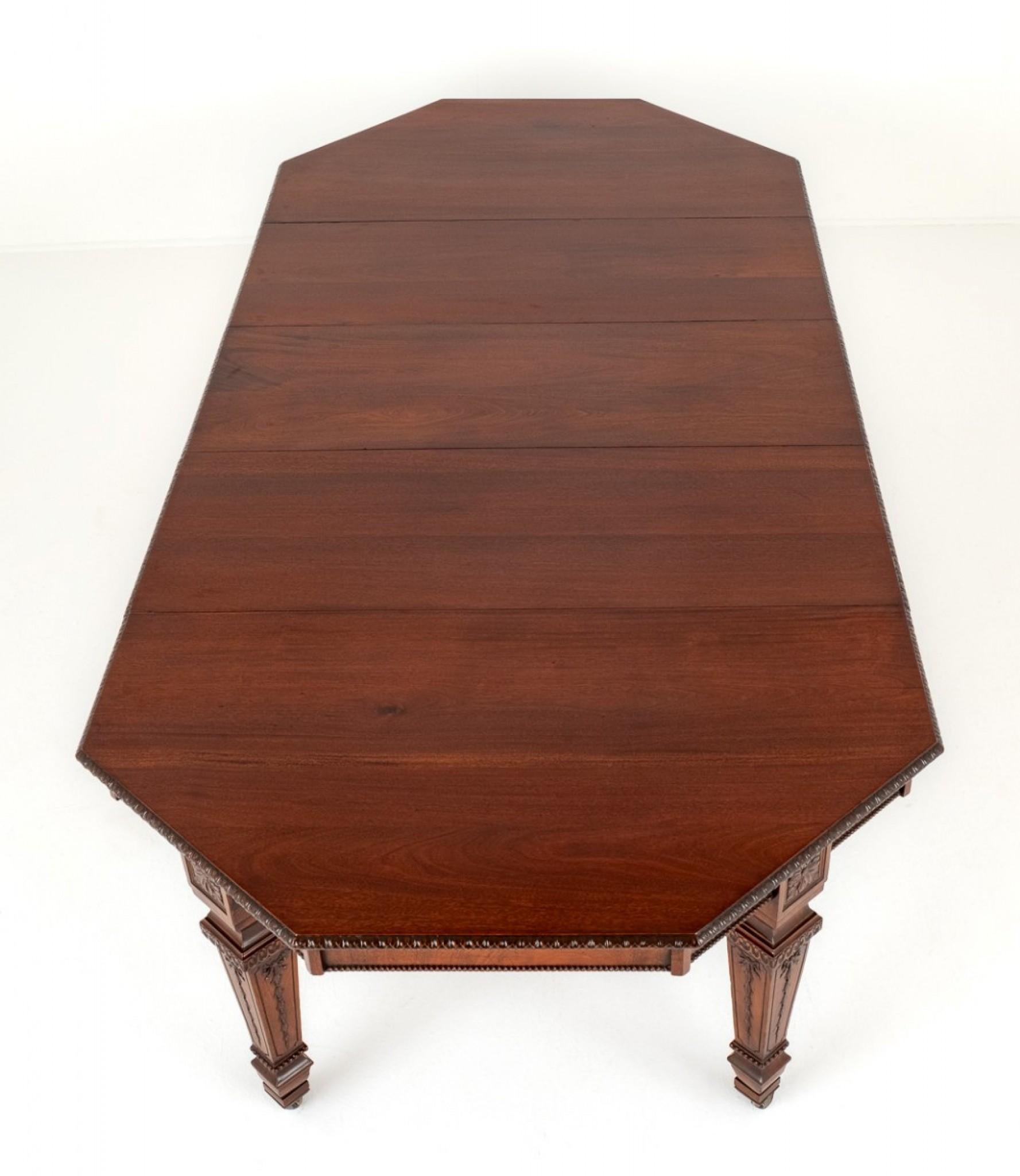 Victorian Dining Table Mahogany Octagonal End Extending 1850 In Good Condition For Sale In Potters Bar, GB