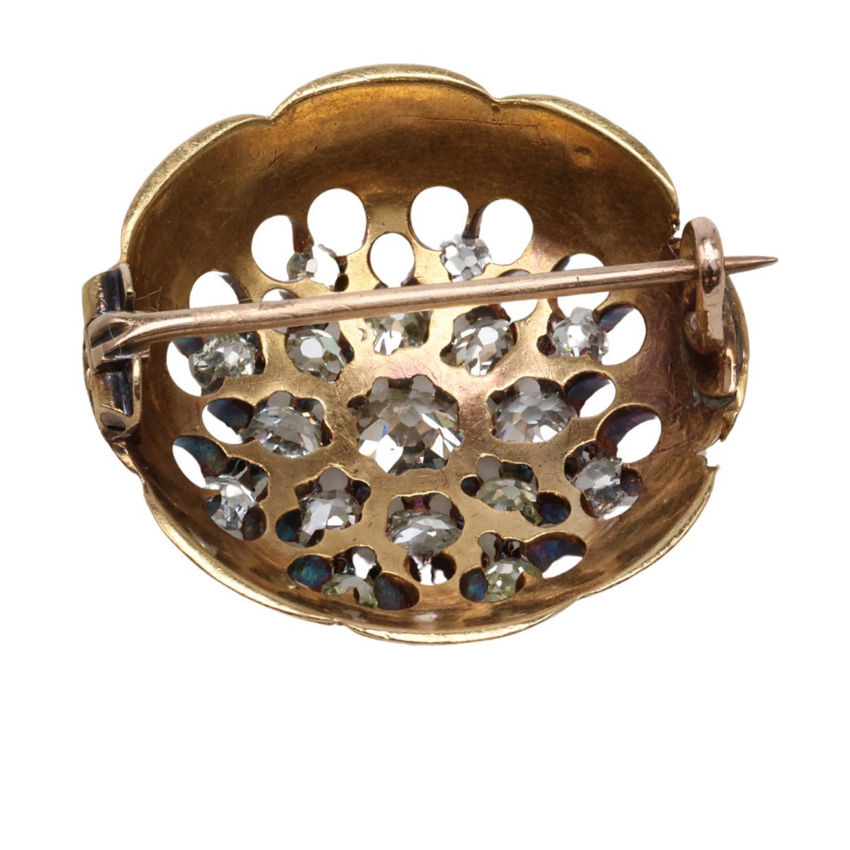 Women's or Men's Victorian Dome Brooch 18k Yellow Gold Set with 2.60ctw Of Old Mine Cut Diamonds For Sale