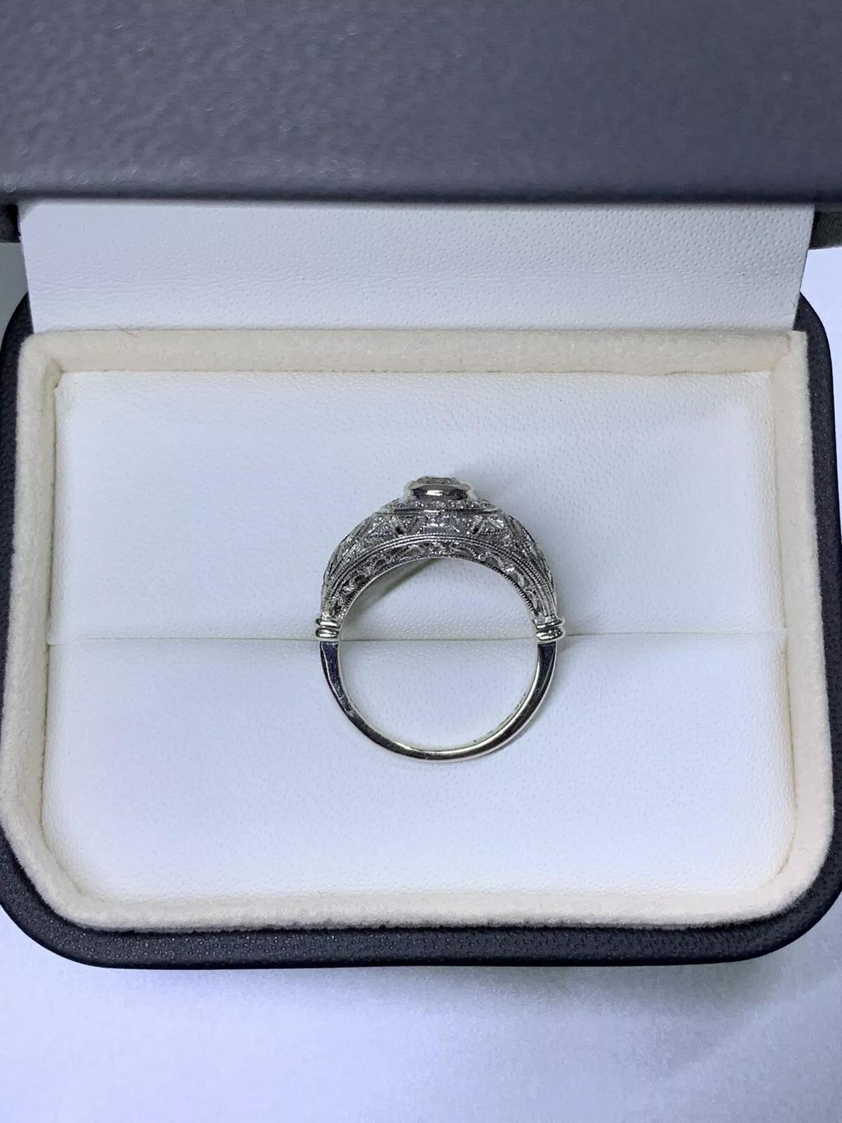 Victorian dome engagement ring 18k white gold For Sale 2