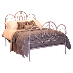Victorian Double Antique Bed in Silver MD109
