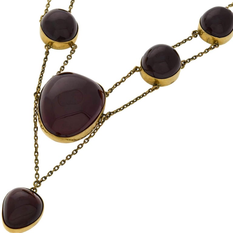 Victorian Dramatic Cabochon Garnet Festoon Necklace For Sale at 1stDibs