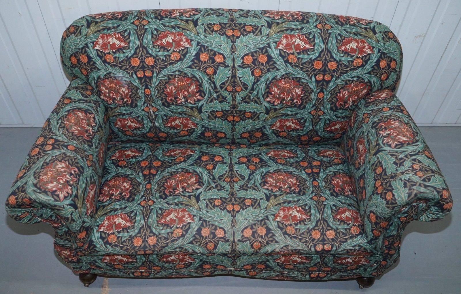 william morris sofa