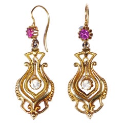 Victorian Earrings Garnets in Rose Gold 18 Karats, Antique Dangle Earrings