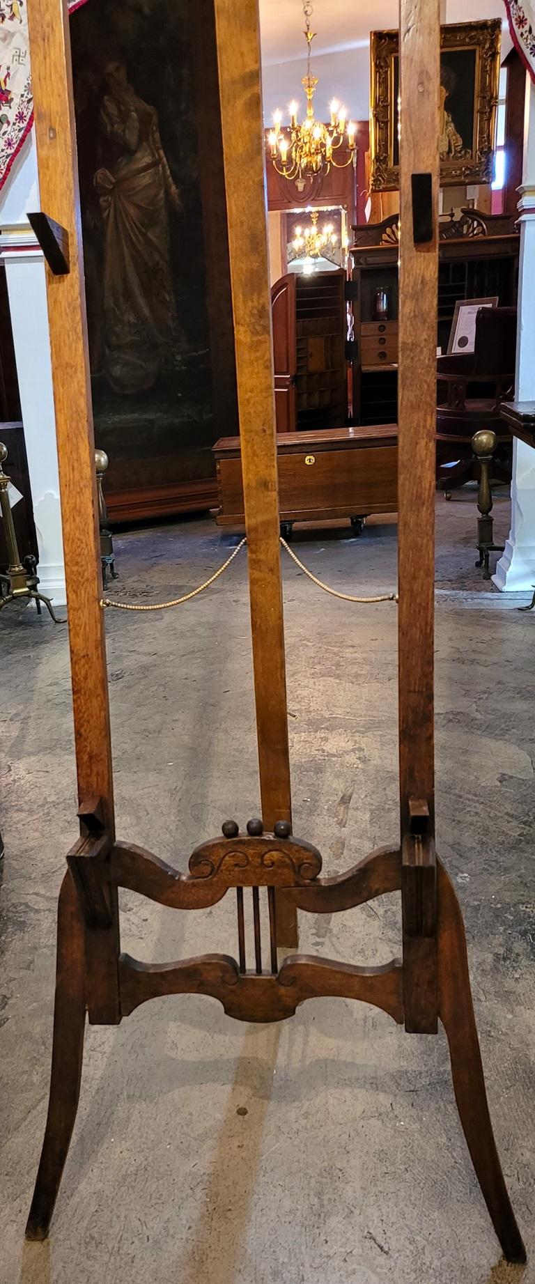Victorian Eastlake Large and Decorative Easel In Good Condition For Sale In Dallas, TX