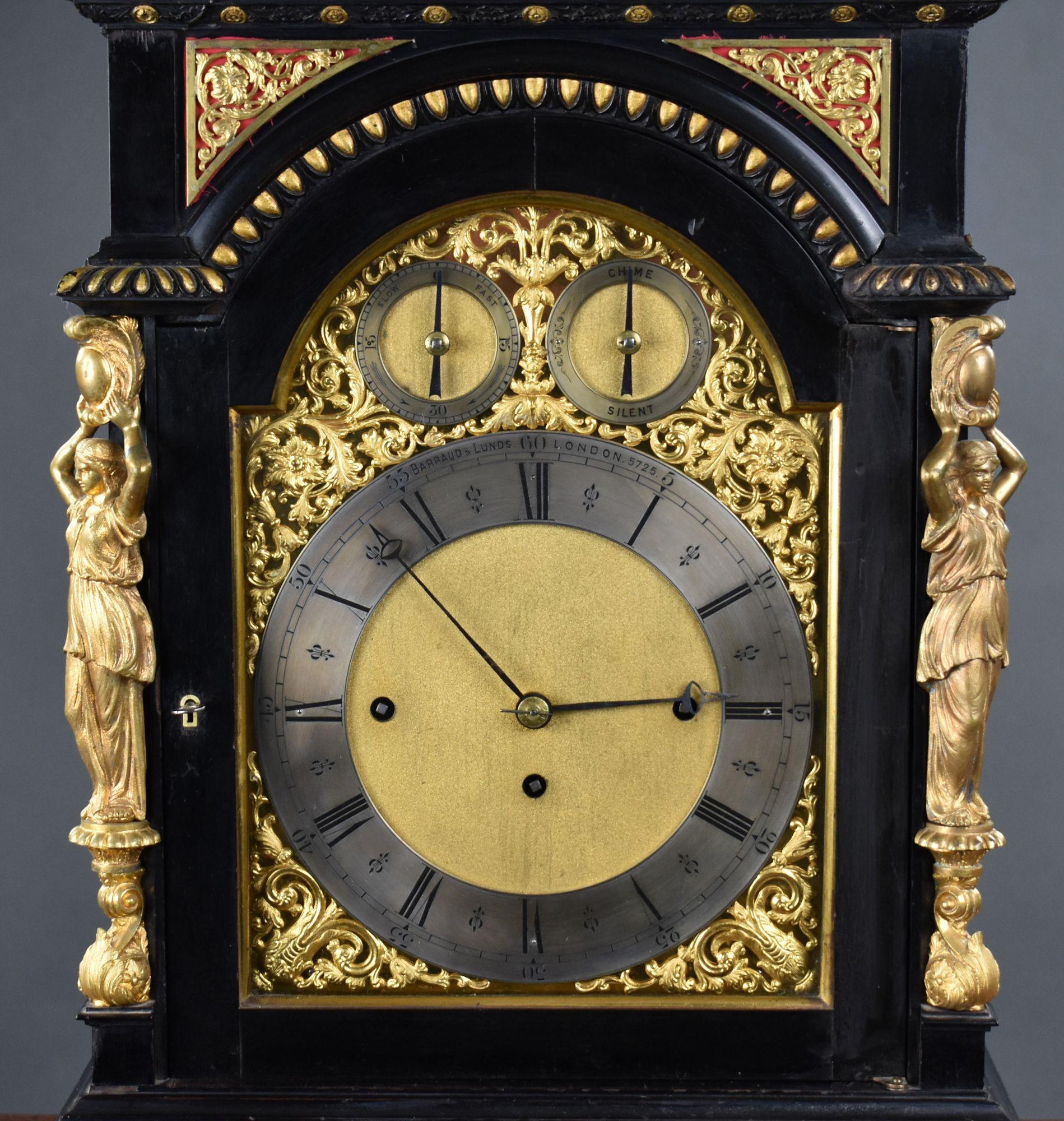 Horloge de support victorienne en bois d'ébène de Barraud & Lunds en vente 4