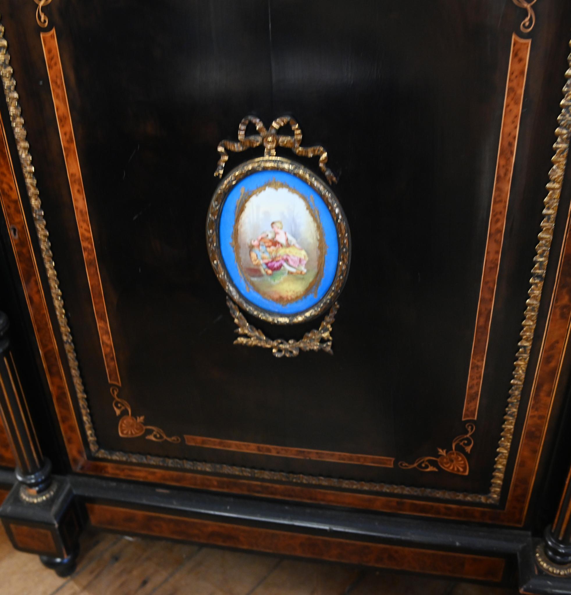 Victorian Ebonised Sideboard Amboyna Server Credenza 1880 For Sale 7