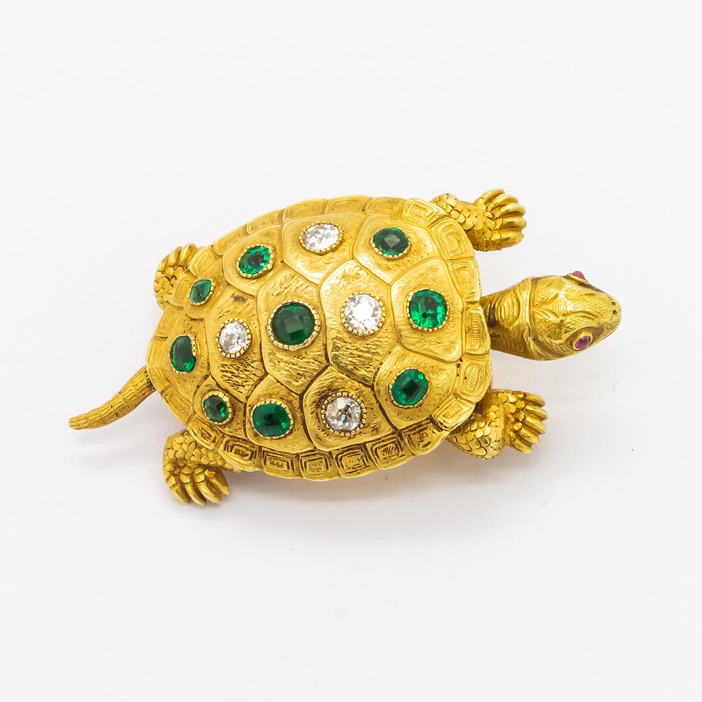 Victorian Edmond Plisson Emerald Diamond Gold Turtle Brooch In Good Condition In London, GB