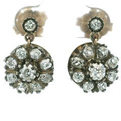 Victorian–Edwardian 18K Gold & Silver 2.60 Ct Old Cut Diamond Daisy Drop Earring