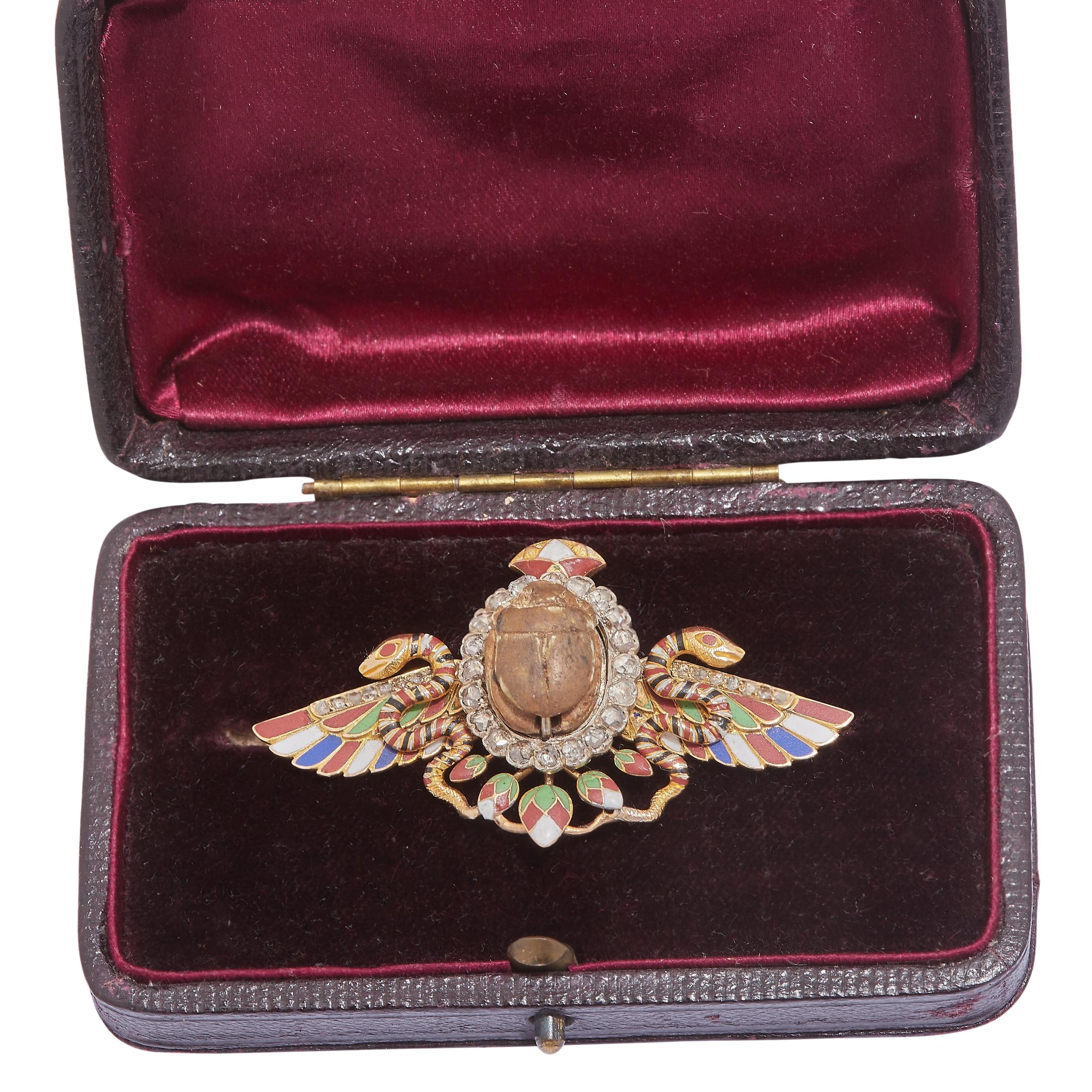 Victorian Egyptian Revival Enamel & Old Cut Diamond 18kt Gold Scarab Brooch  In Good Condition For Sale In Nottingham, GB