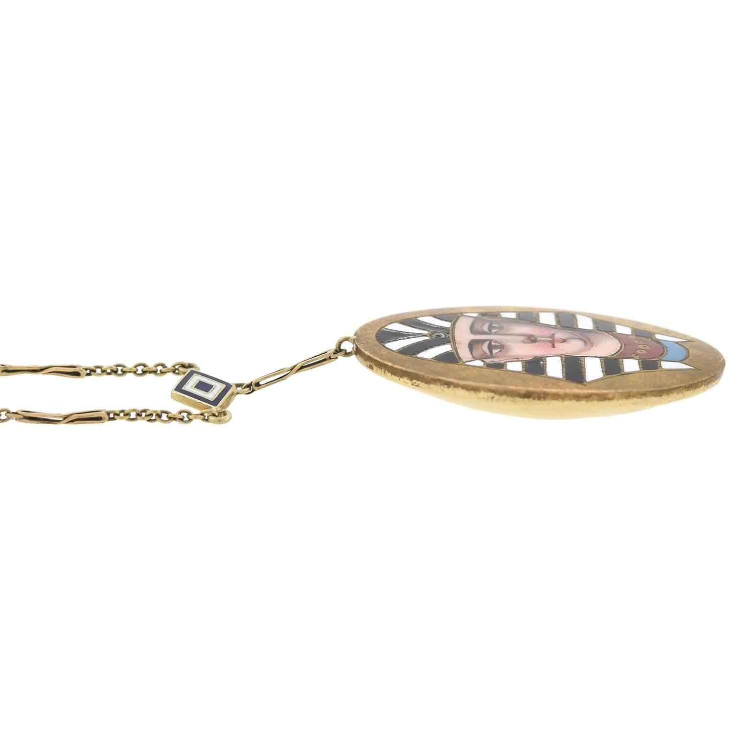 Victorien Collier pendentif pharaon de style néo-égyptien victorien émaillé en vente
